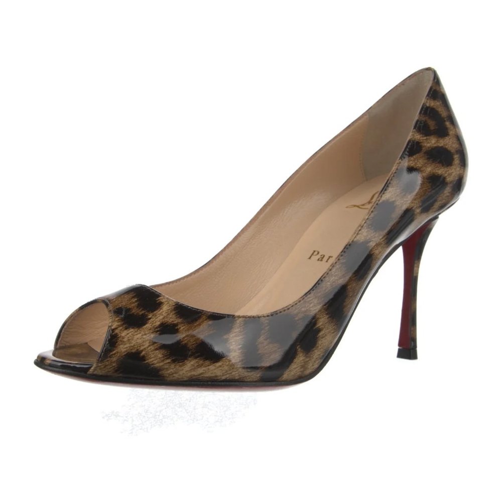 CHRISTIAN LOUBOUTIN Patent  Pumps